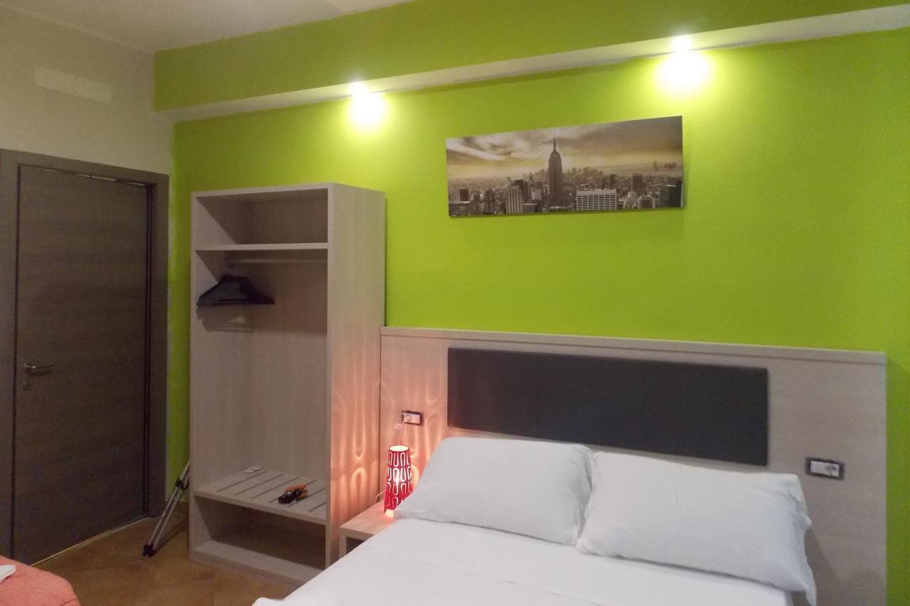 Hotel Midtown Milano Luaran gambar