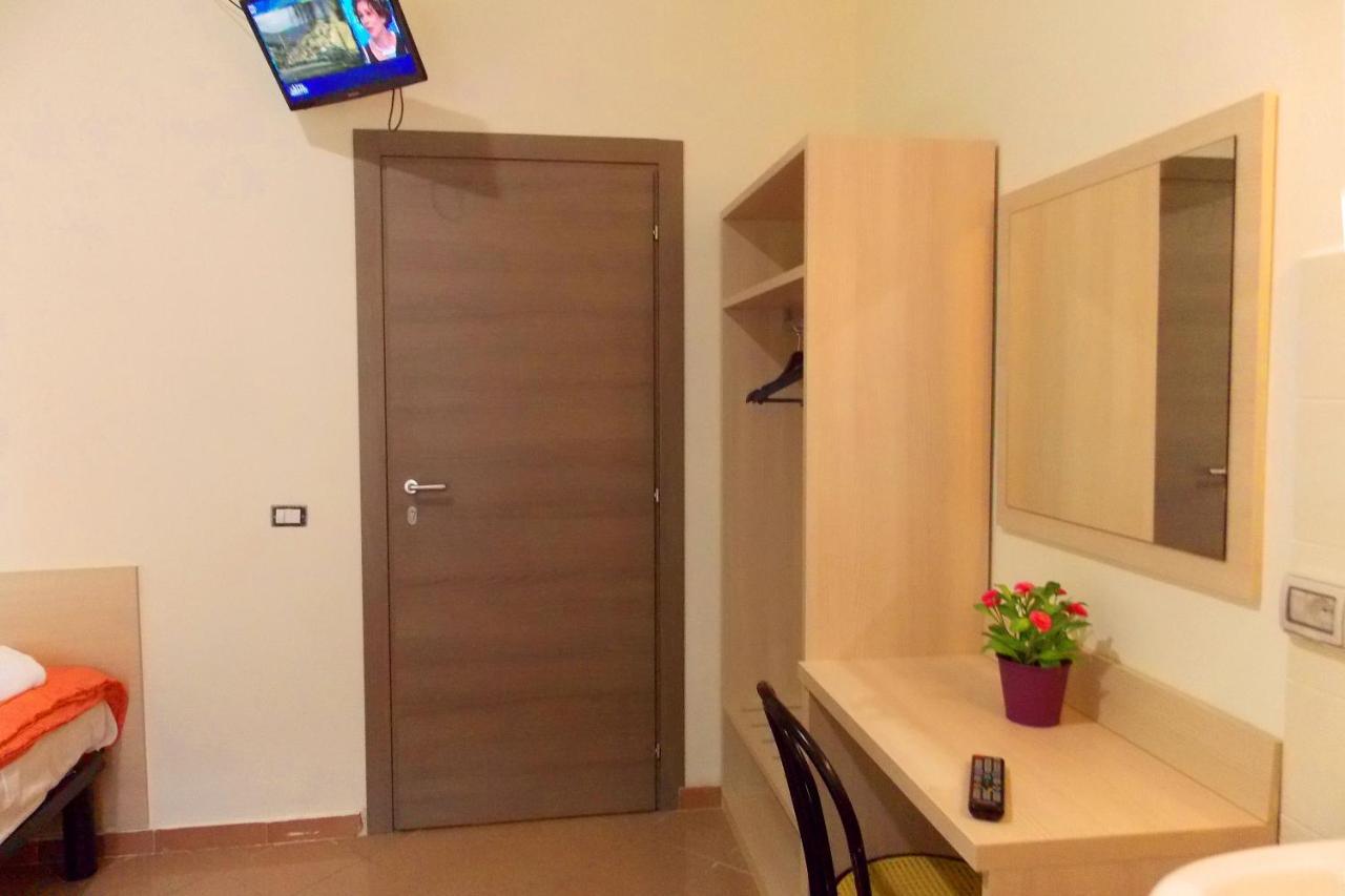 Hotel Midtown Milano Luaran gambar